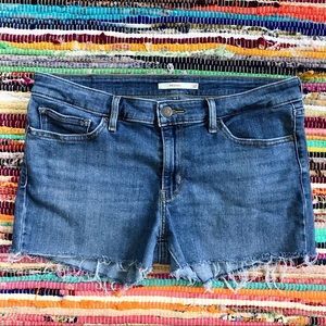 Levi's ~ 711 Skinny cutoff jean shorts